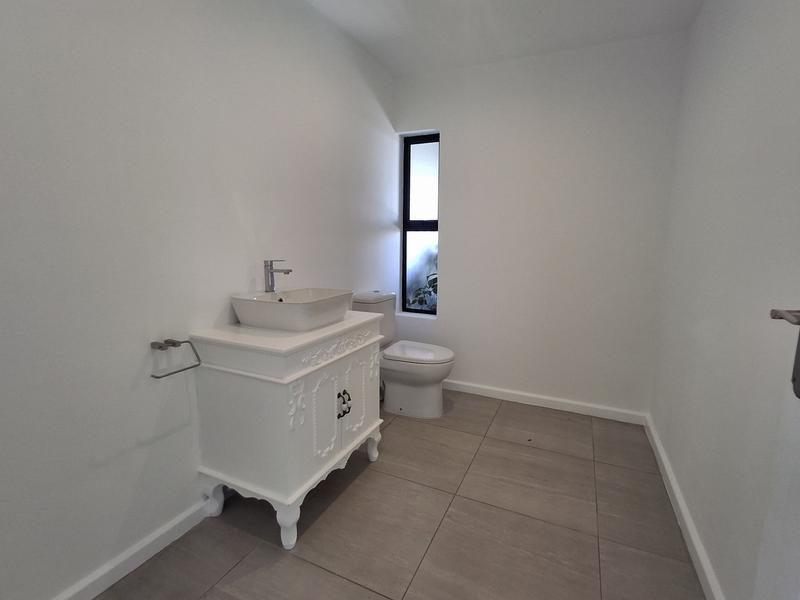 5 Bedroom Property for Sale in Cape St Martin Private Reserve Western Cape